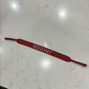 Meiomi Wine Red Sunglasses Strap
